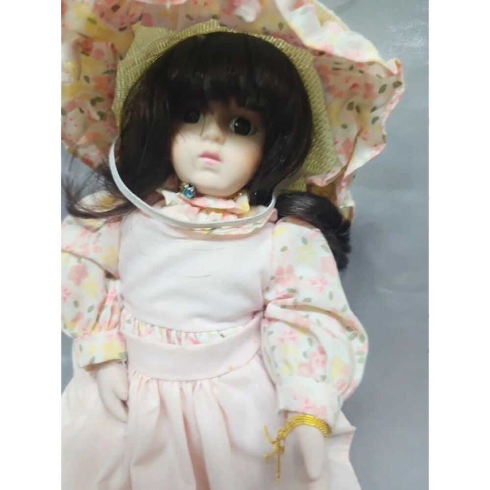 vintage Brinn March doll